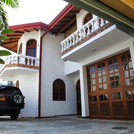 Kan̆Du Kandy Ngoại thất bức ảnh